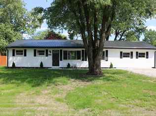 916 Fieldson Dr, Heath, OH