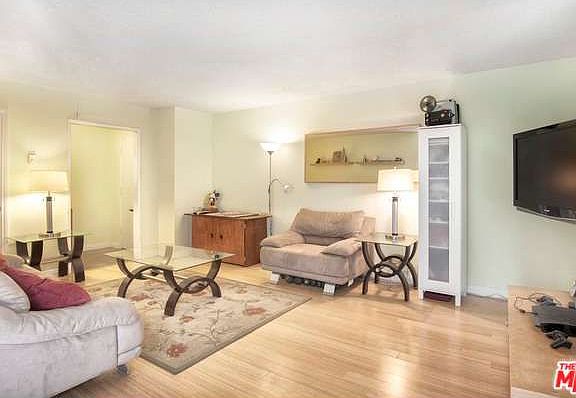 2nd image of 3734 S Canfield Ave APT 112