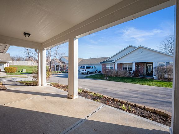 3rd image of 10838 Cape Coral Ln