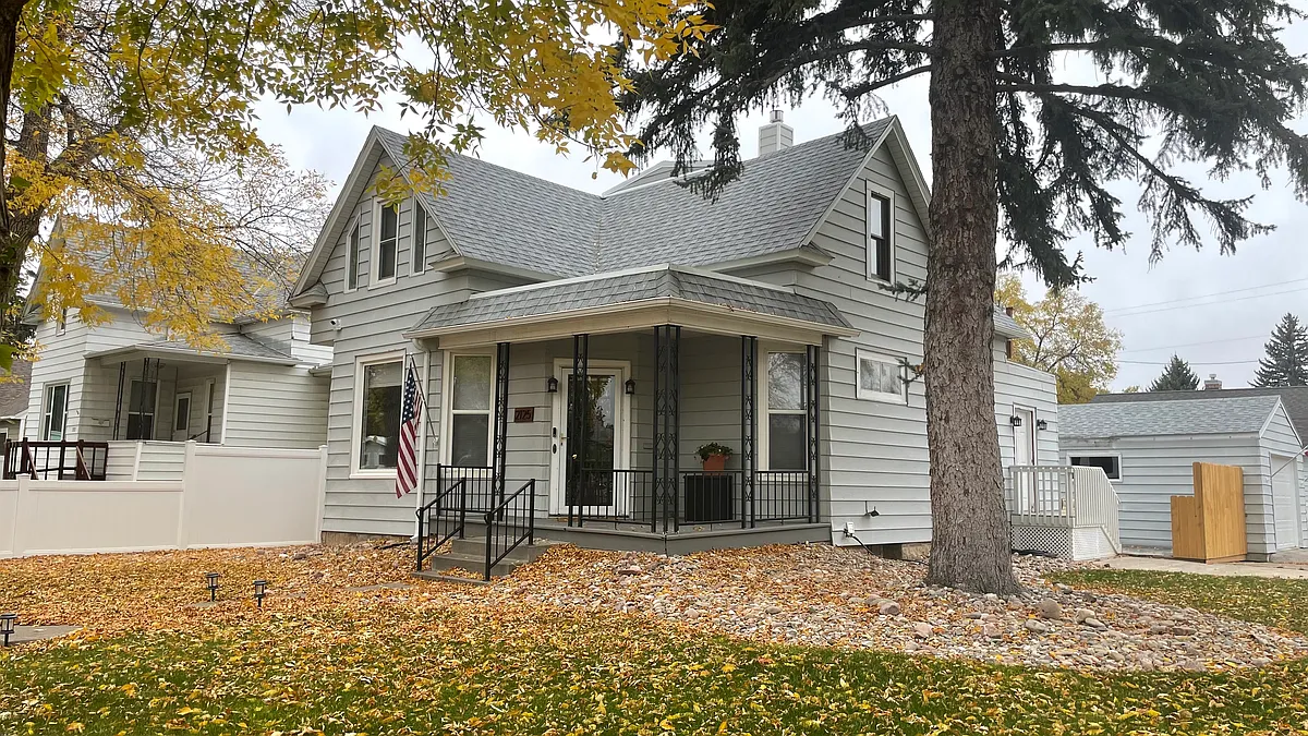 Building Photo - 2125 6th Ave N