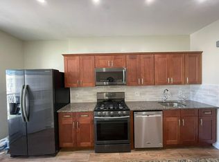 72-35 61st St #2, Ridgewood, NY 11385