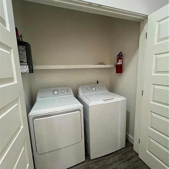 1417 Hibiscus Ave #1 — Photo 5
