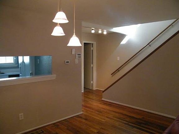 Wet bar to Dinning Room
