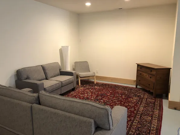92 Ridgeway St, Sylva, NC 28779