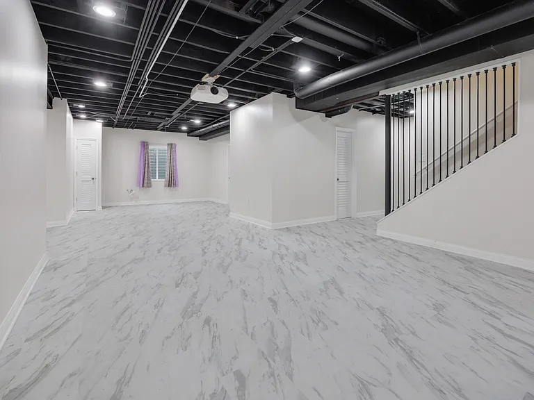 2531 Basin Trail Ln — Photo 36