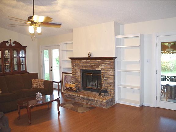 3rd image of 6709 Freeland Dr