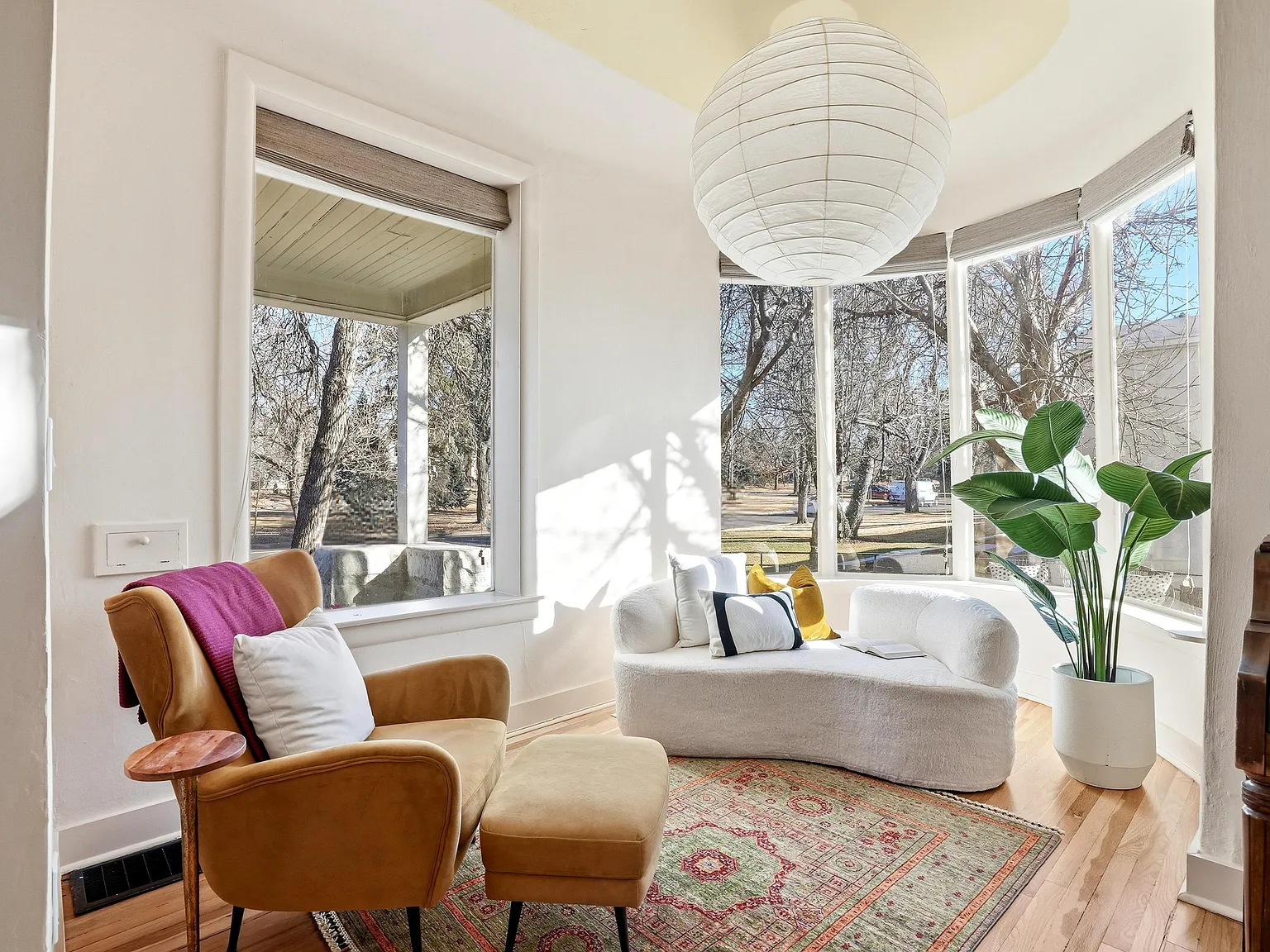 5 bed, 4848 sqft, $7,200 — Photo 3