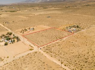 68 Joshua Rd, Apple Valley, CA 92308