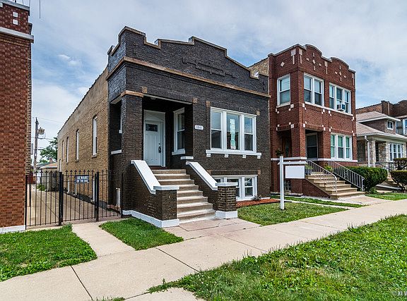 2nd image of 1841 S 55th Ct