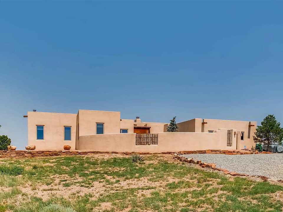 1st image of 71 Camino Acote