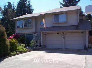 806 148th St E, Tacoma, WA