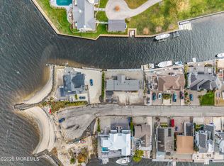 101 Sandy Point Dr, Brick, NJ 08723