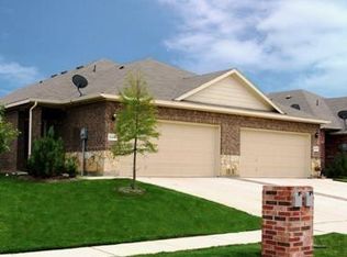 2412 Ravenwood Ct, Mansfield, TX 76063