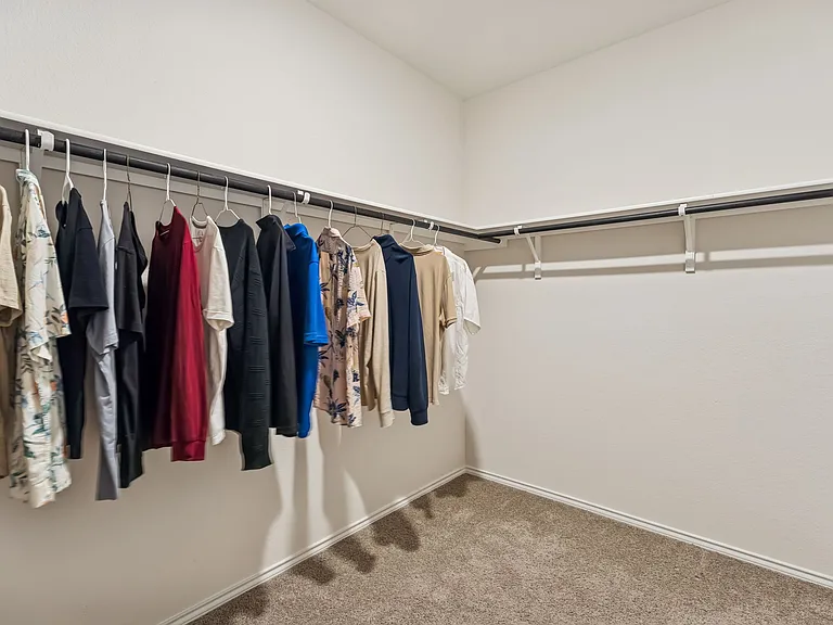 4550 Meerkat Dr — Photo 27