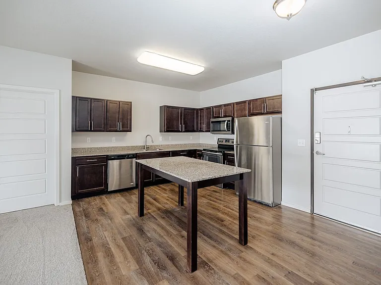 Kascade Place Apartments — Photo 88