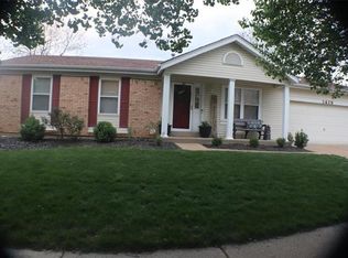 1415 Piedras Pkwy, Fenton, MO 63026