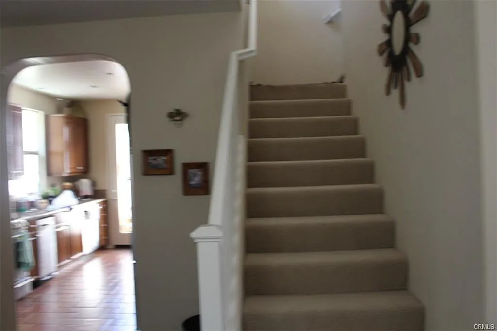 2 bed, 2.5 bath, 1253 sqft, $3,700 — Photo 3