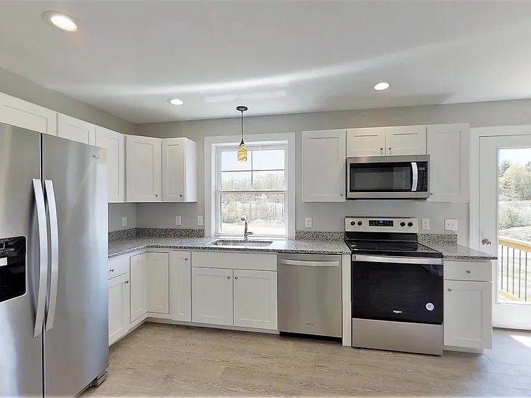 40 Chamberlain Dr #40 — Photo 16