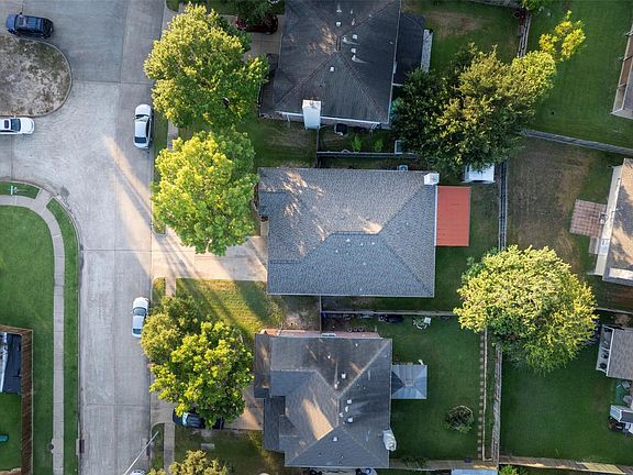 4th image of 3814 Bridgebay Ln