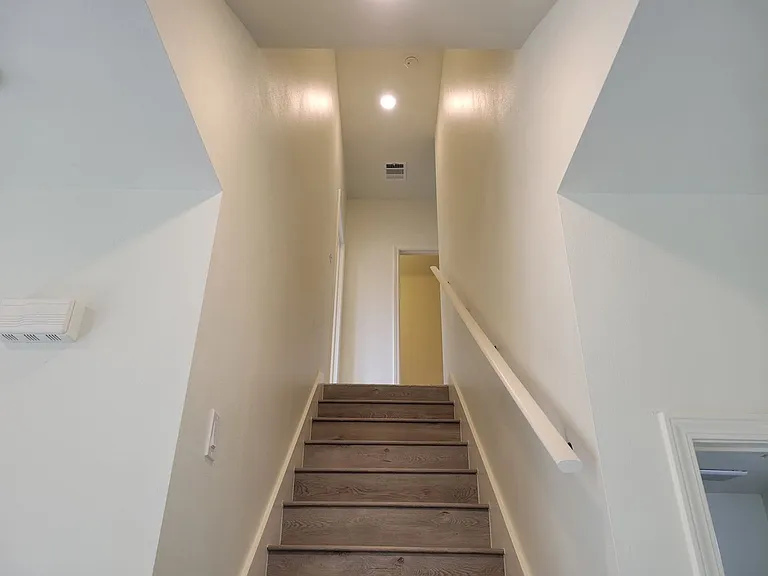 1202 N Mystic Dr — Photo 14