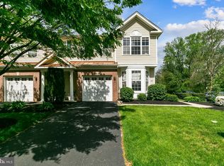 330 Amy Way #330, Cinnaminson, NJ 08077