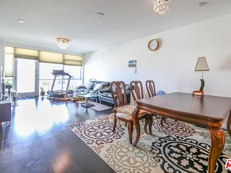 3785 Wilshire Blvd #908 — Photo 8