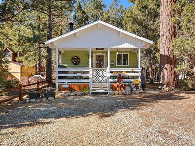 452 Pine Ln, Sugarloaf, CA, 92386