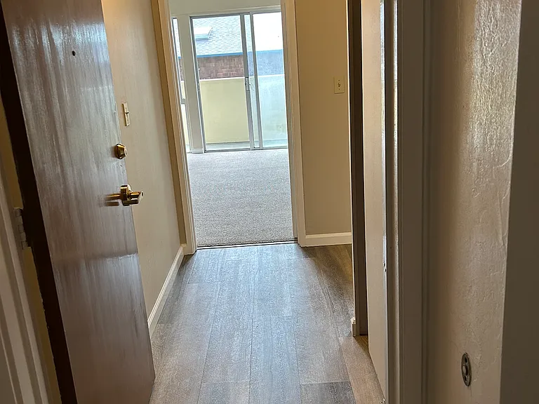 2612 Webster St #7 — Photo 9