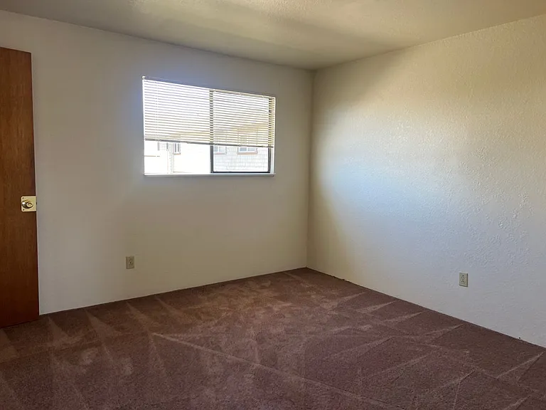 4934 Valley East Blvd — Photo 7