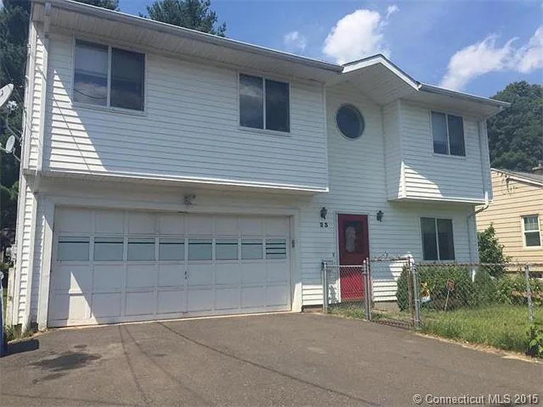 23 Pinehurst Ave — Photo 14