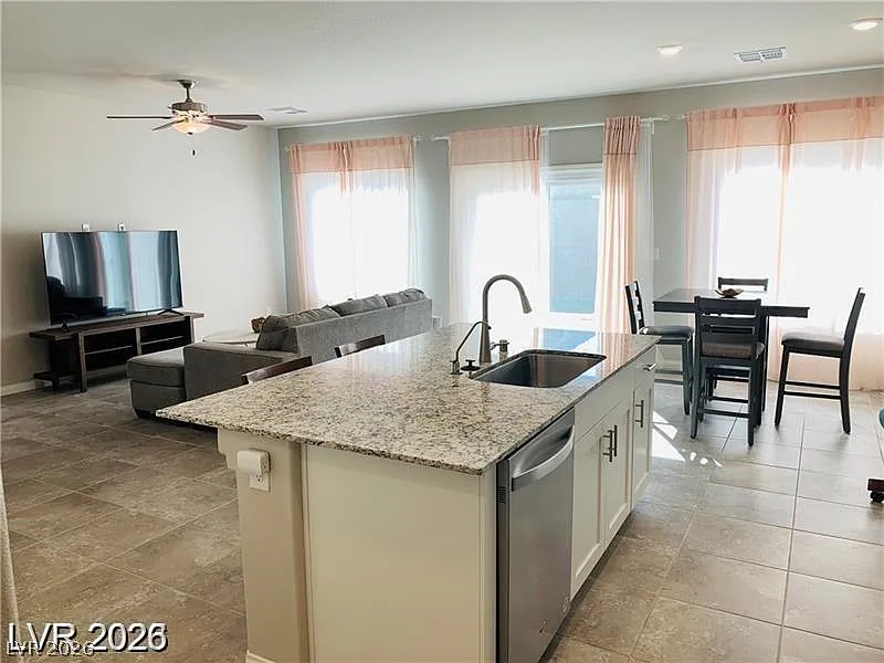 7867 Pink Opal Ave