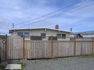 2665 W Beach Rd, Oak Harbor, WA 98277