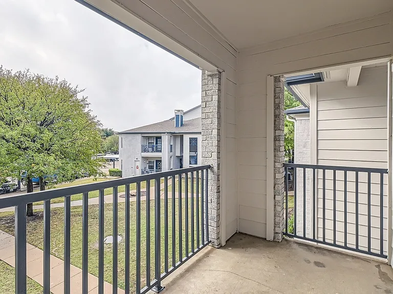 Rise Creekside — Photo 129