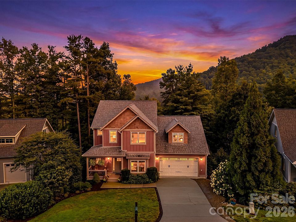 1st image of 4 Old Bridge Cir