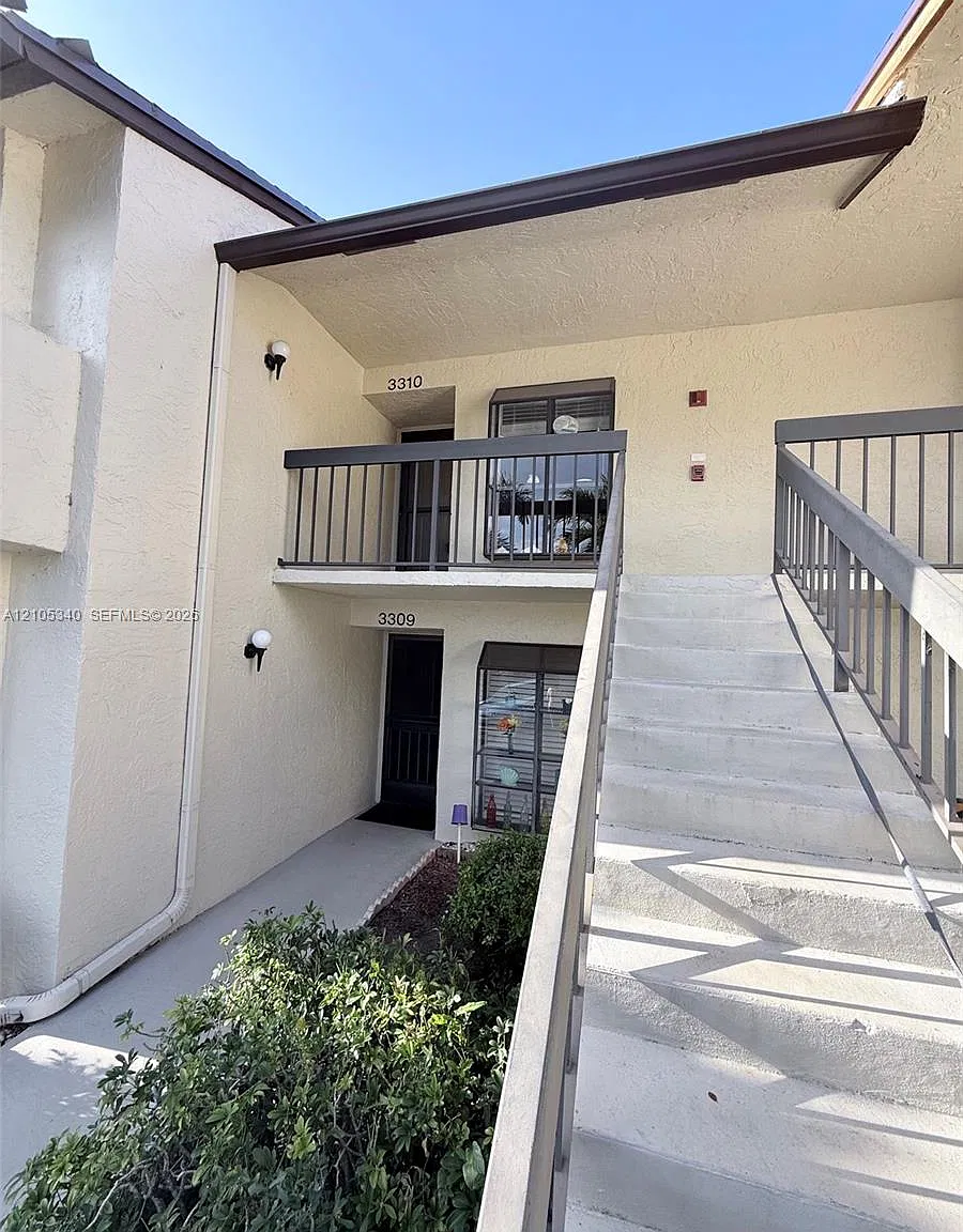 Lucerne Park Condos 1, 1a — Photo 3