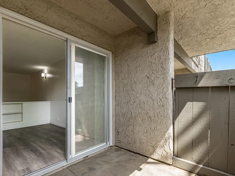 Park Place Apartments — Photo 17