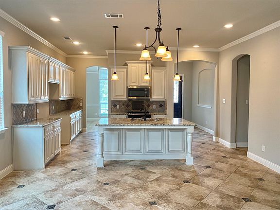 5th image of 16601 Toledo Bend Ct