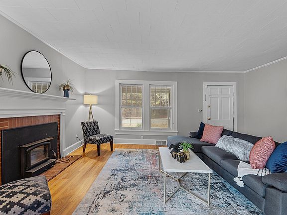 4th image of 1474 Hanks Chapel Rd