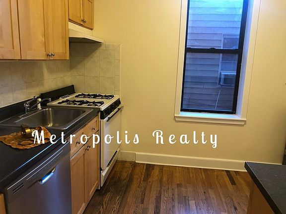 2nd image of 3177 32nd St APT 2B