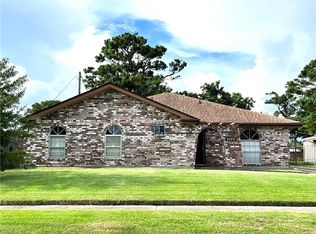 2125 Grape Pl, Gretna, LA 70056