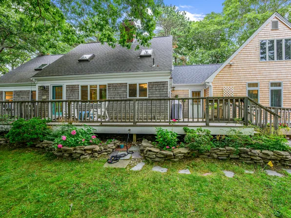 24 Faunce Mountain Road, Sandwich, MA 02563