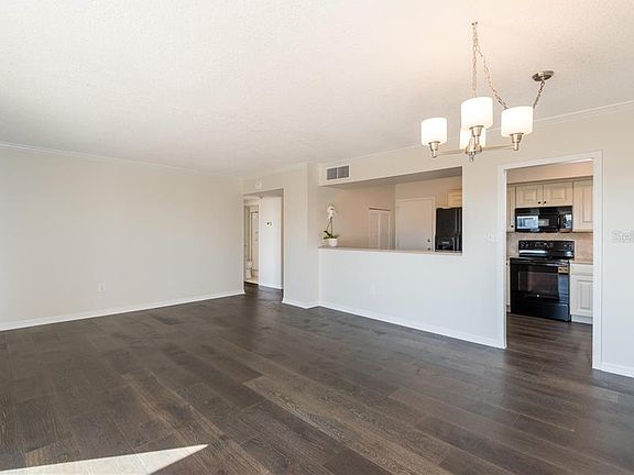 3rd image of 2401 Bayshore Blvd Unit 1408