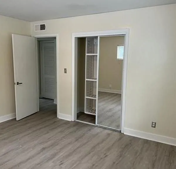 1253 Church St #5 — Photo 3