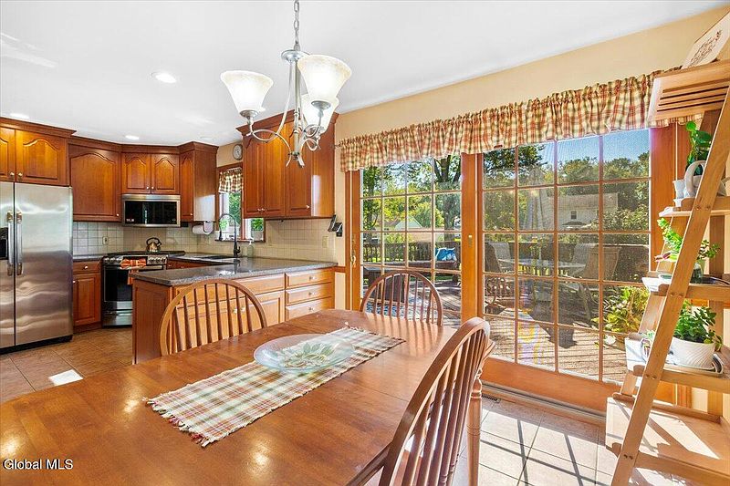 2nd image of 30 Crestwood Drive