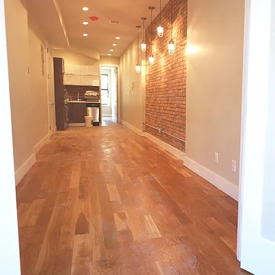 Rented by Nooklyn NYC LLC | media 45