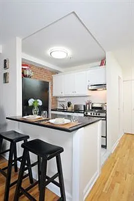 Sold by Douglas Elliman | media 18