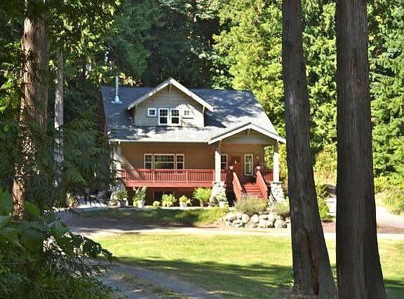 4th image of 19277 Zola Ave NE