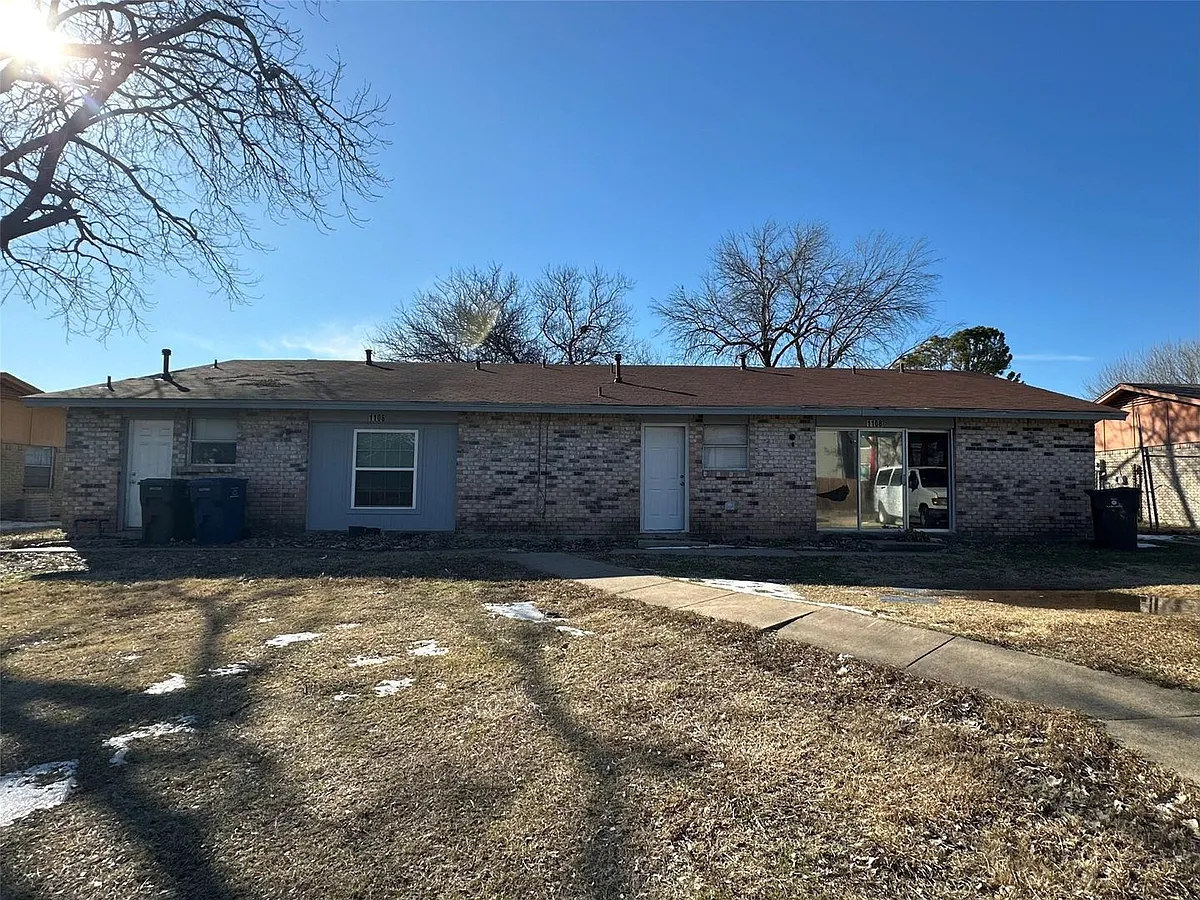 Building Photo - 1106 Yukon Dr
