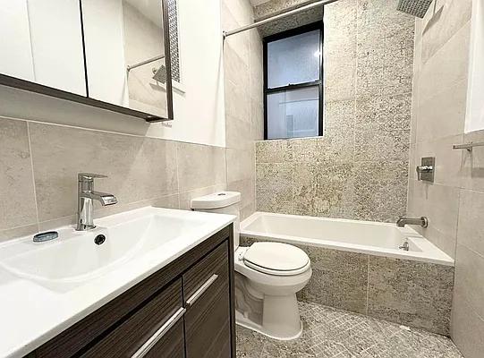 Rented by REAL New York | media 6