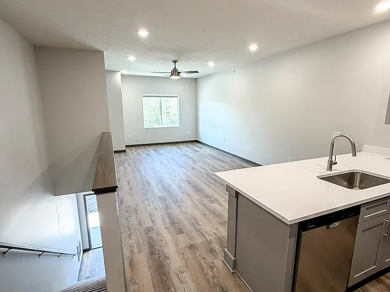 Stevens Creek Villas South — Photo 35